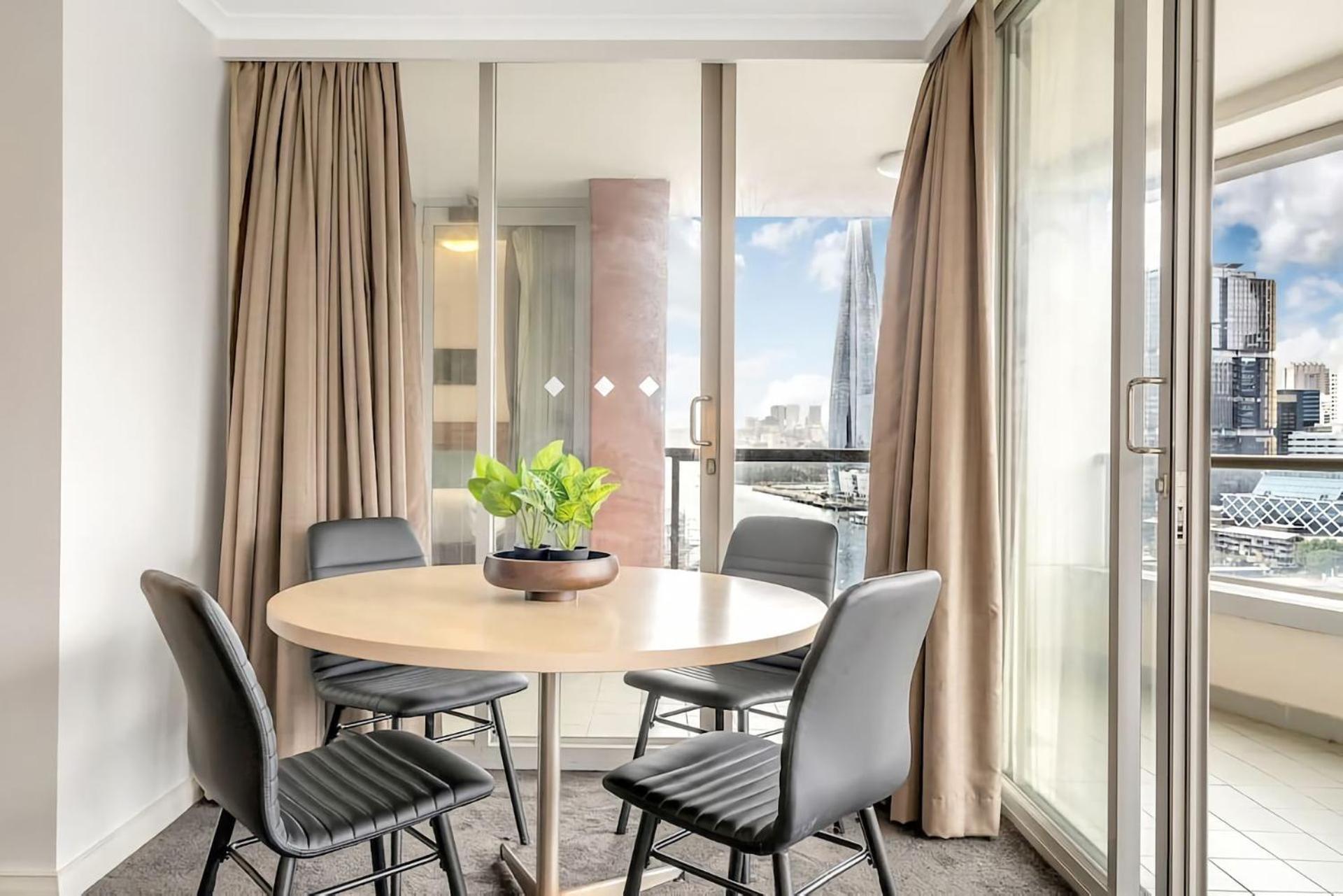 Appartamento Dream Harbour View Parking Gym Pool Sydney Esterno foto