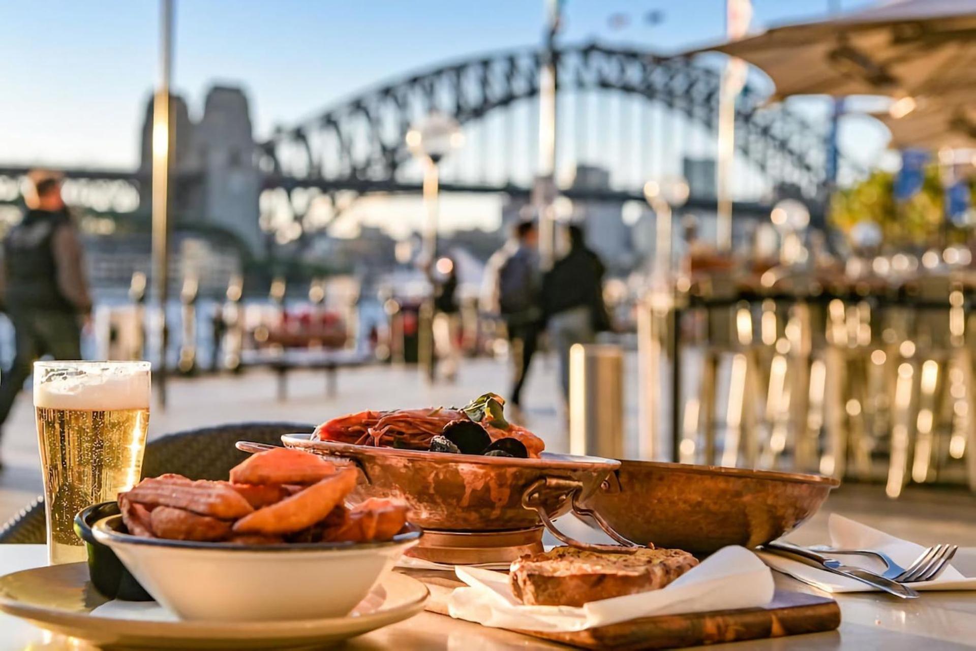 Appartamento Dream Harbour View Parking Gym Pool Sydney Esterno foto